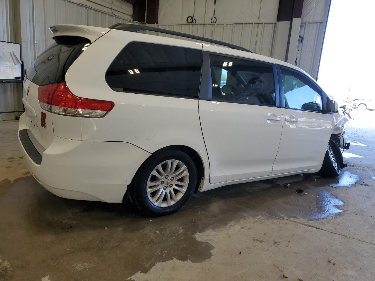 5TDYK3DC0CS249628 2012 Toyota Sienna Xle