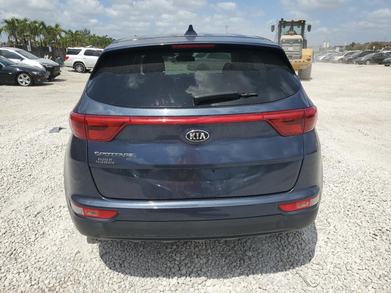 KNDPMCAC7H7042553 2017 Kia Sportage Lx