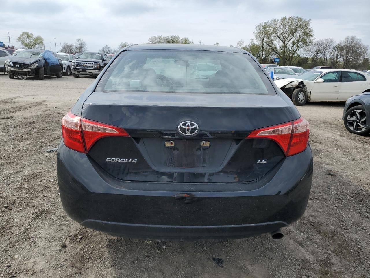 5YFBURHE6KP873228 2019 Toyota Corolla L