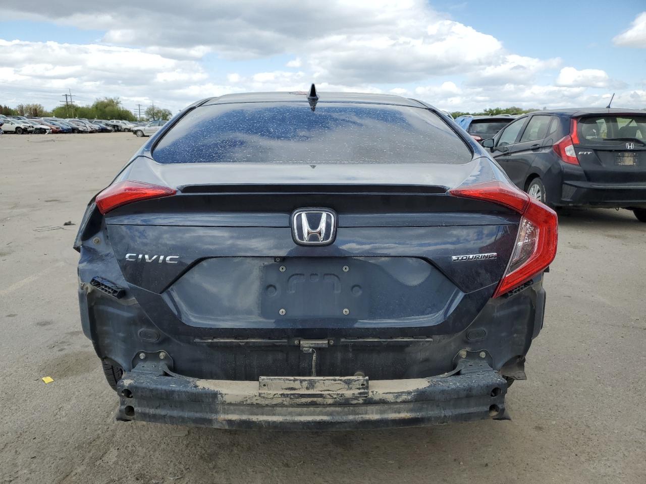 2016 Honda Civic Touring vin: 19XFC1F92GE215930