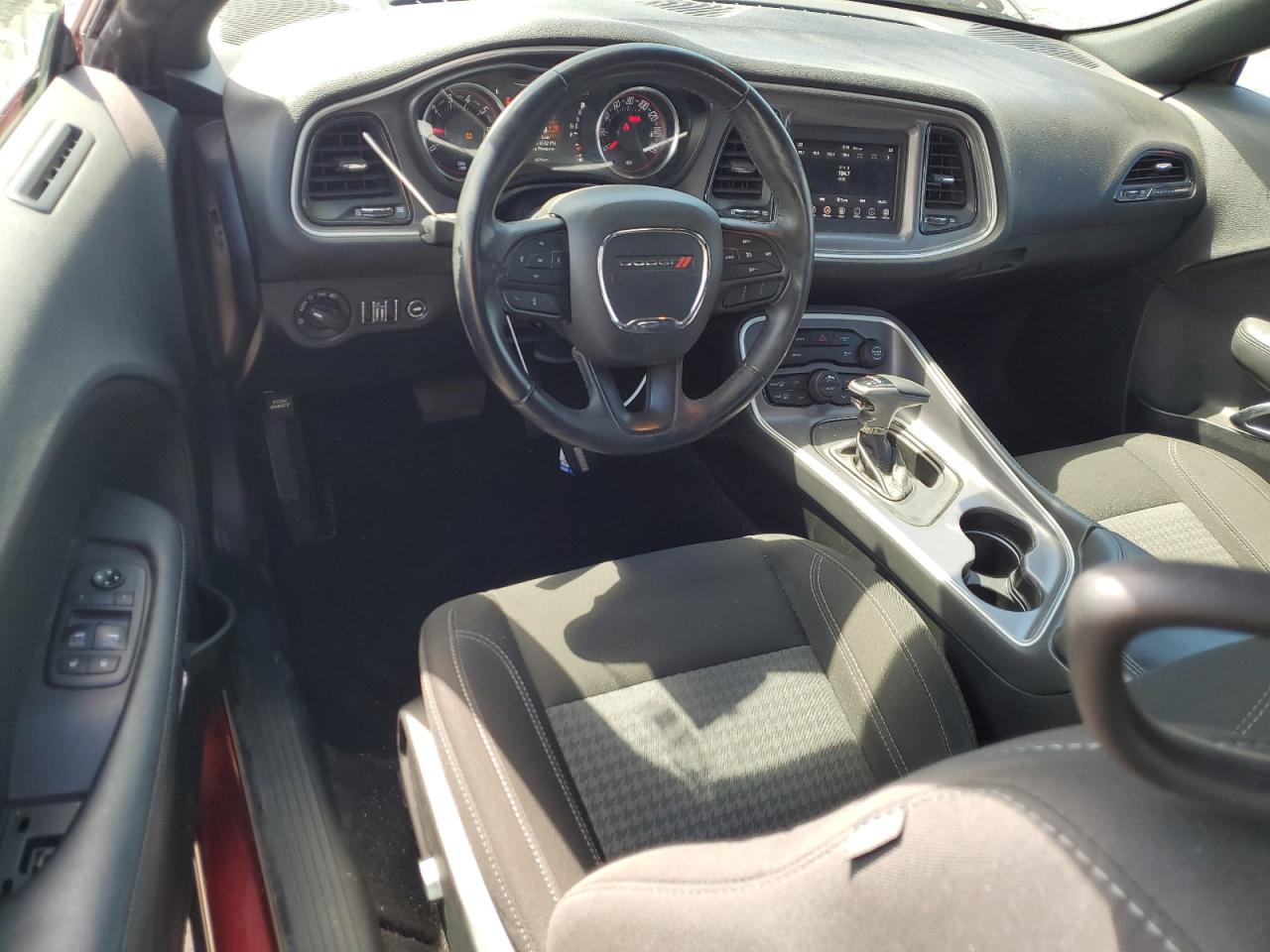 2C3CDZAG8LH142246 2020 Dodge Challenger Sxt