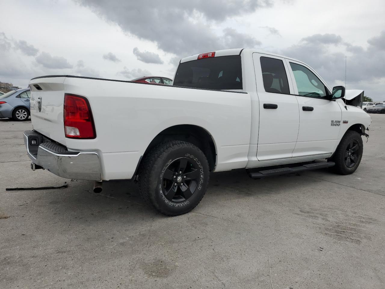 2018 Ram 1500 St vin: 1C6RR6FT8JS182867