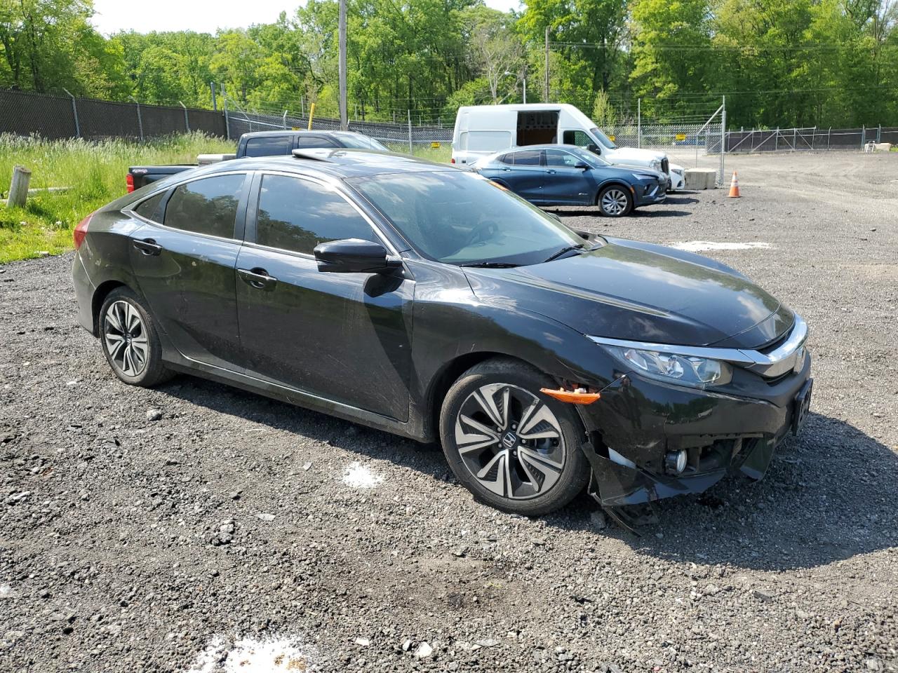 2018 Honda Civic Ex vin: JHMFC1F33JX012790