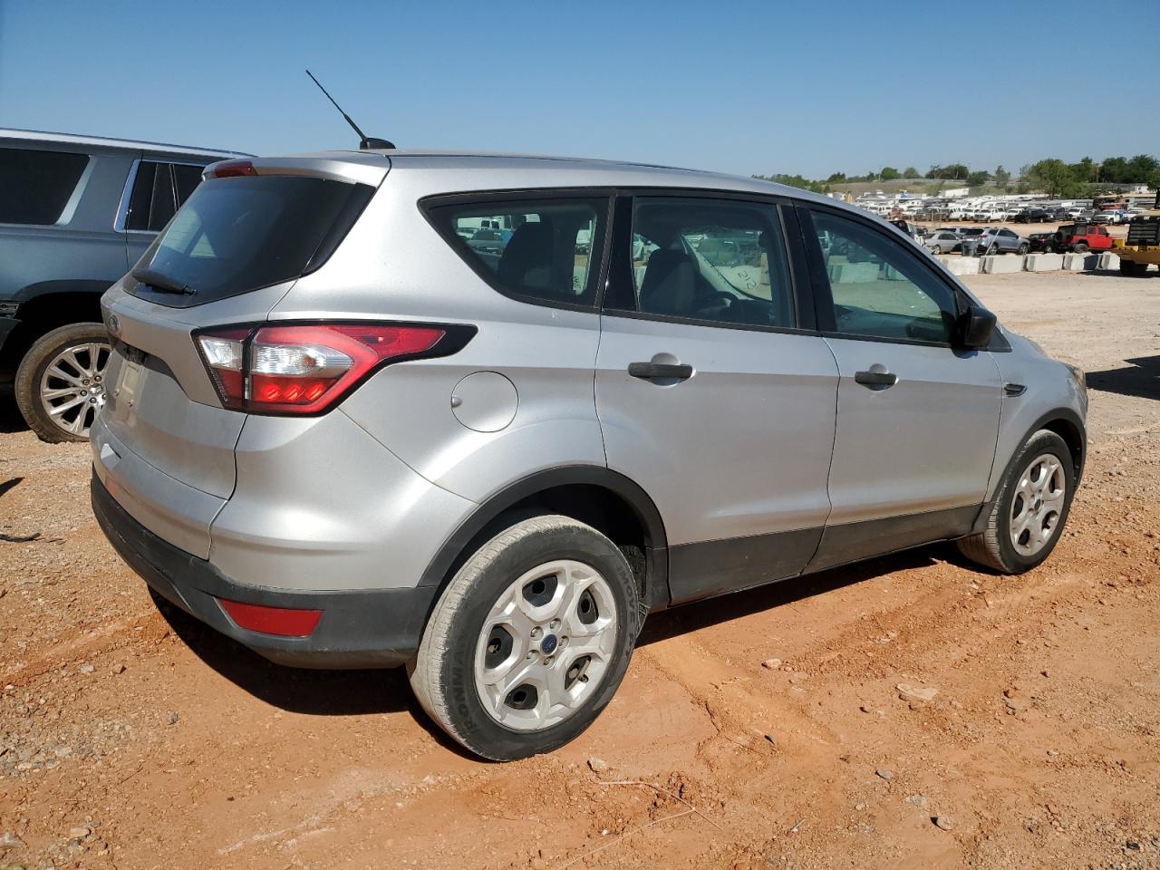 1FMCU0F78JUB11150 2018 Ford Escape S