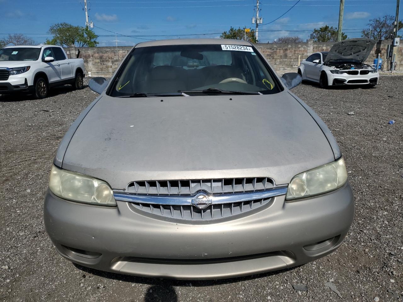 1N4DL01D31C233676 2001 Nissan Altima Xe