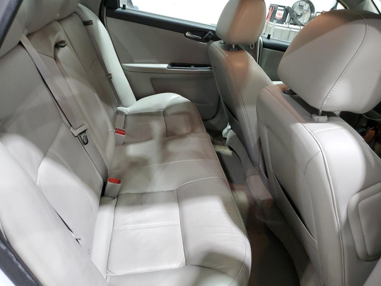 2G1WC5EM4A1142229 2010 Chevrolet Impala Ltz