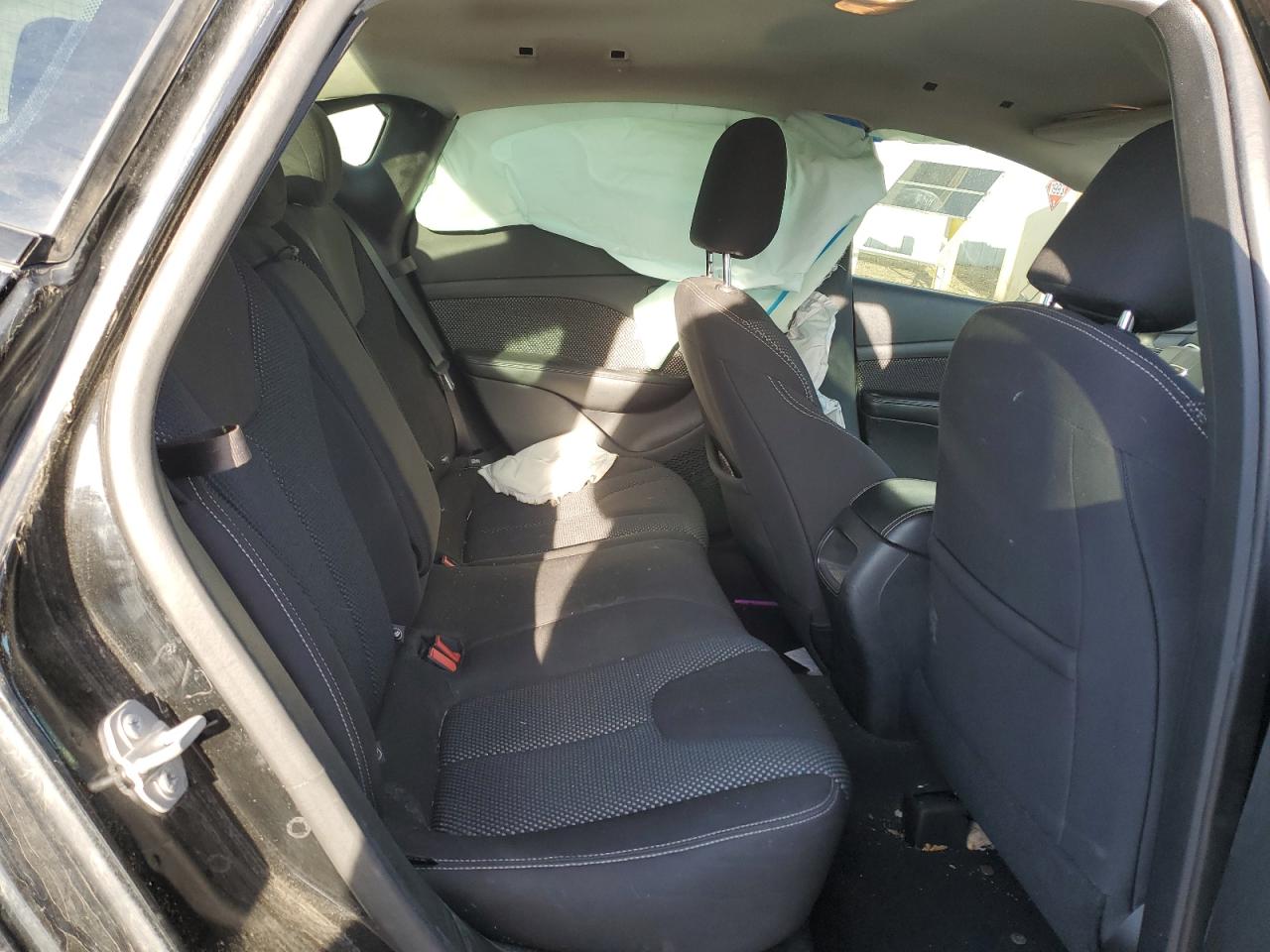 1C3CDFBB3FD151052 2015 Dodge Dart Sxt