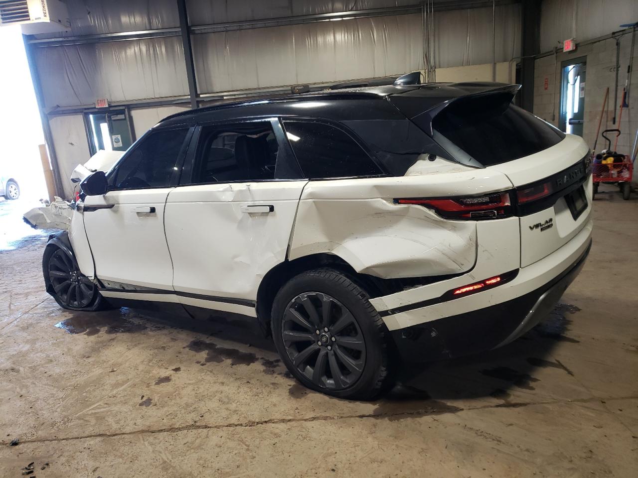 2018 Land Rover Range Rover Velar R-Dynamic Se vin: SALYL2RX5JA771273