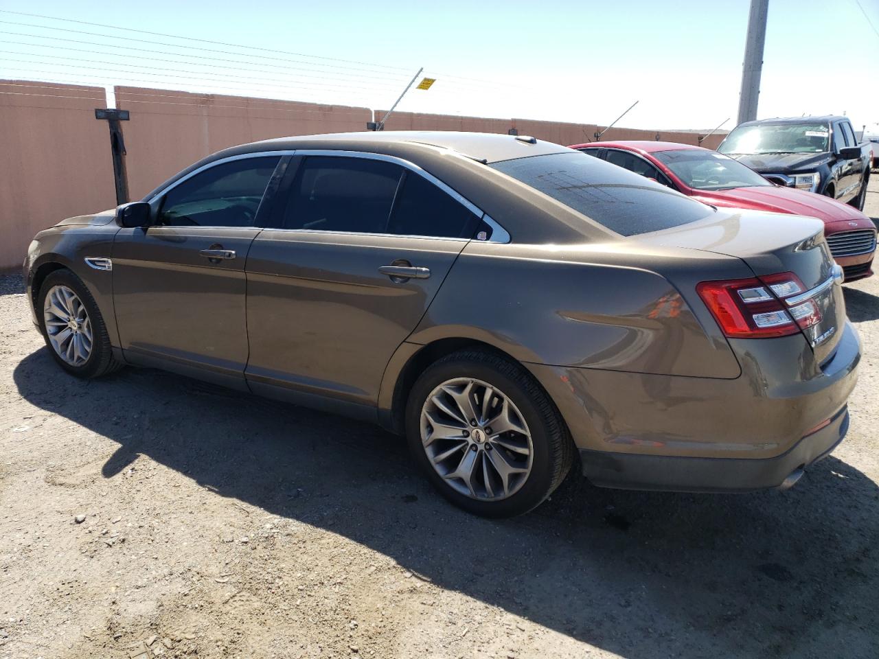 2015 Ford Taurus Limited vin: 1FAHP2F81FG102792