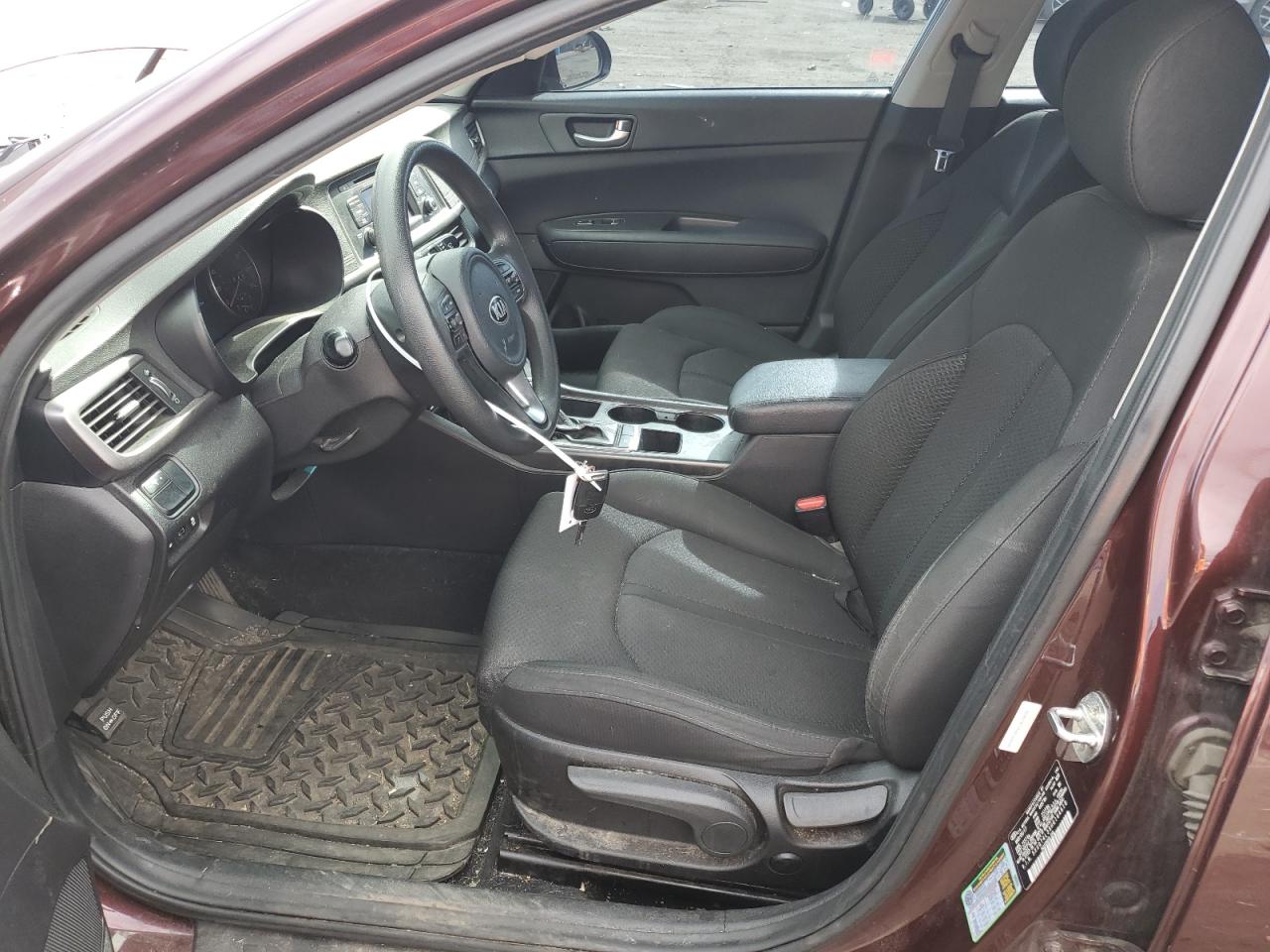 5XXGT4L39HG164618 2017 Kia Optima Lx