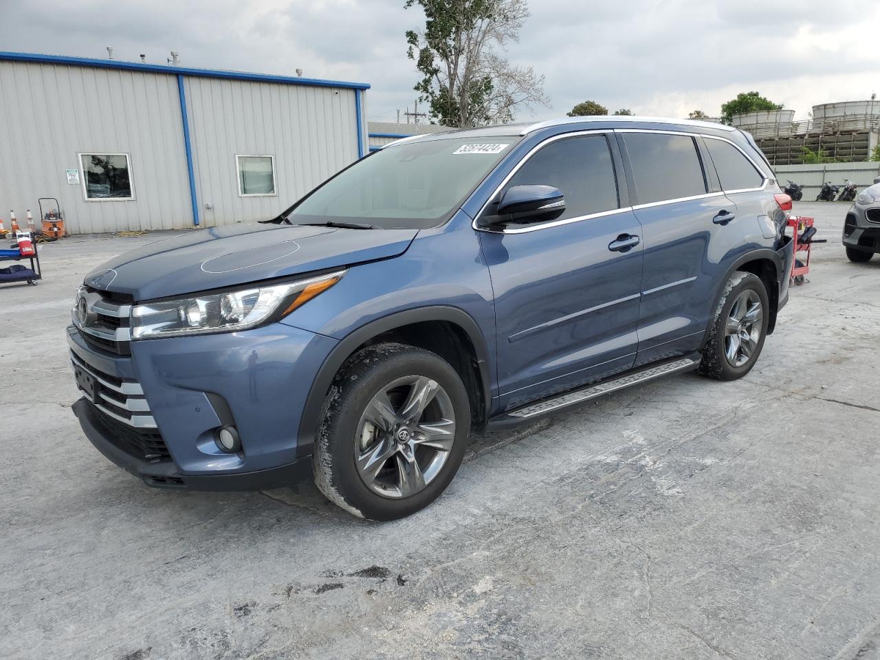 2018 Toyota Highlander Limited vin: 5TDDZRFH7JS895946