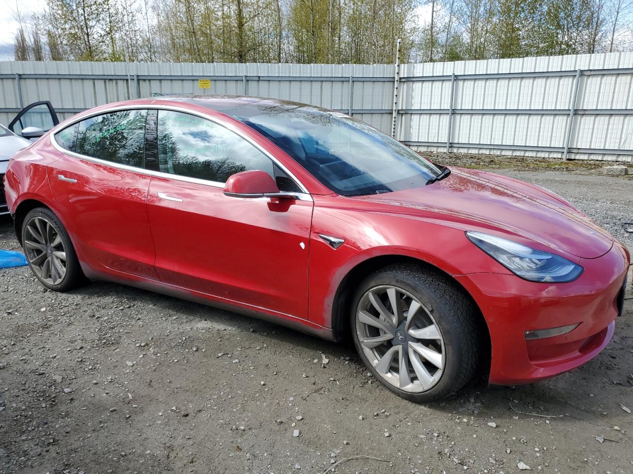 2018 Tesla Model 3 vin: 5YJ3E1EA7JF009772