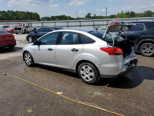 2016 Ford Focus S VIN: 1FADP3E22GL355386 Lot: 52585254