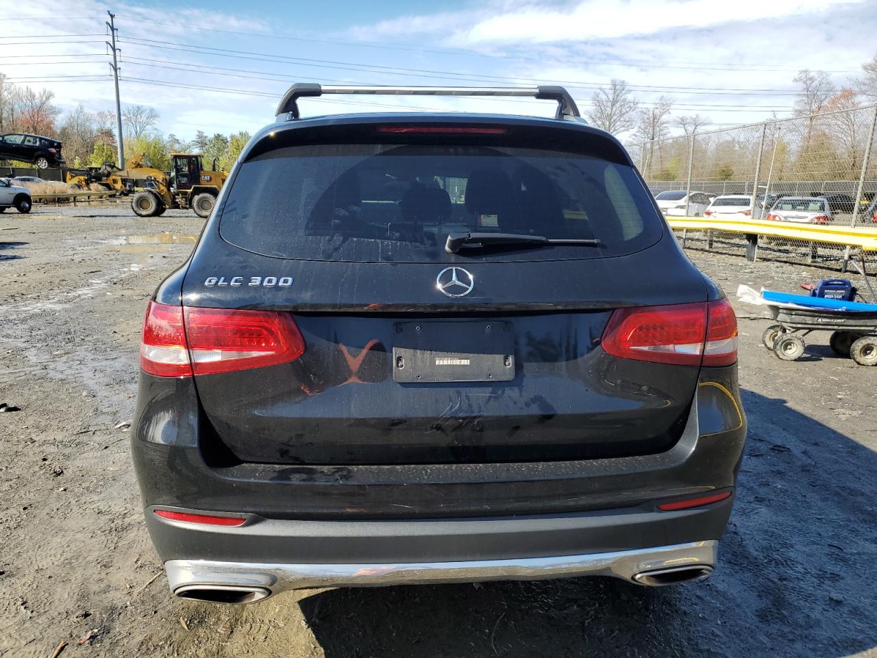 WDC0G4JB3GF101327 2016 Mercedes-Benz Glc 300