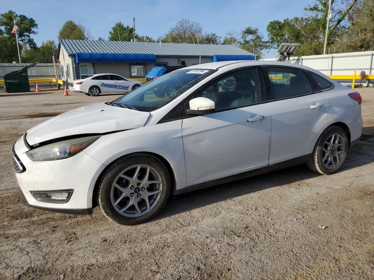 1FADP3F21FL231171 2015 Ford Focus Se