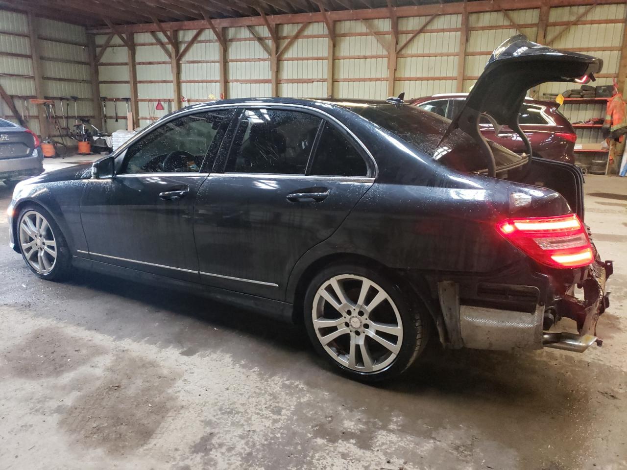 WDDGF8JB8DA812860 2013 Mercedes-Benz C 350 4Matic