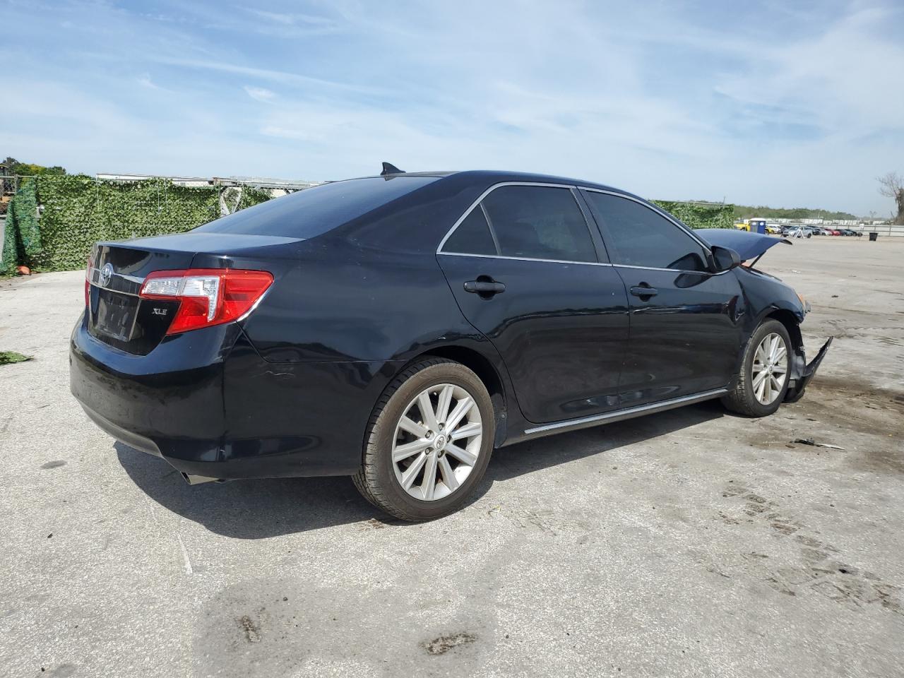 Lot #2766284510 2012 TOYOTA CAMRY SE