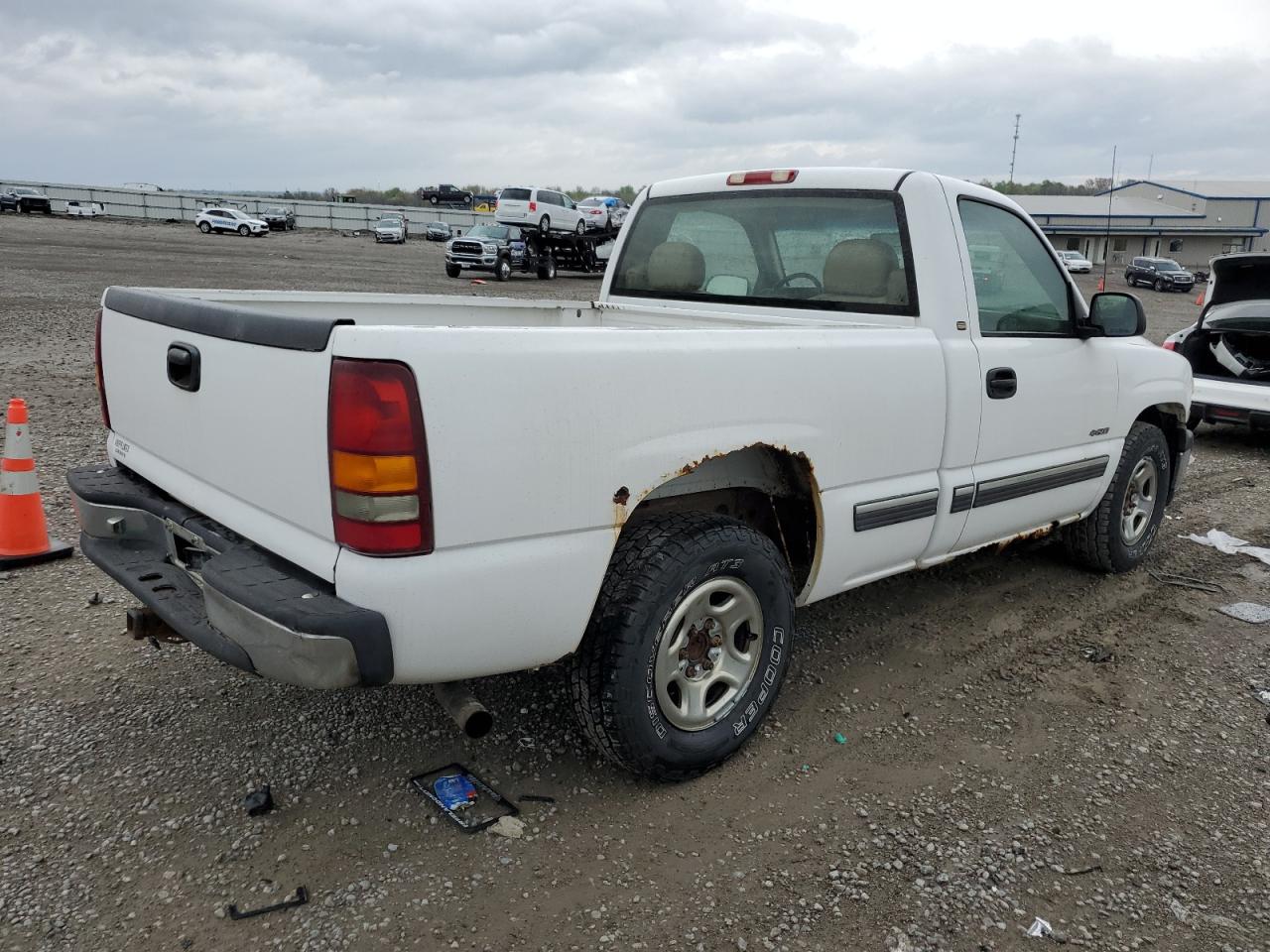 1GCEC14W1YZ202953 2000 Chevrolet Silverado C1500