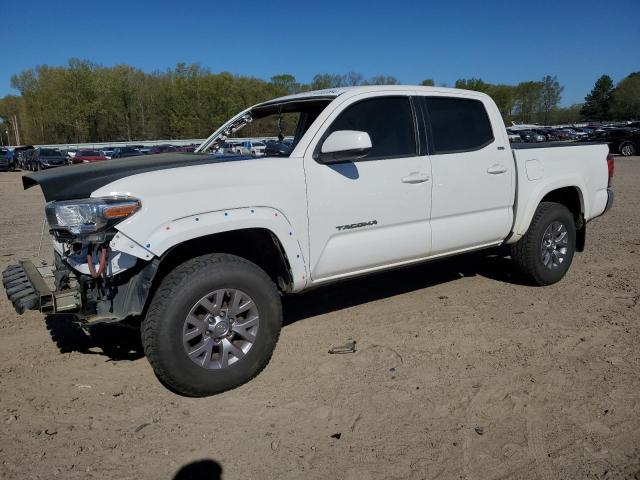 Lot #2526570937 2018 TOYOTA TACOMA DOU salvage car