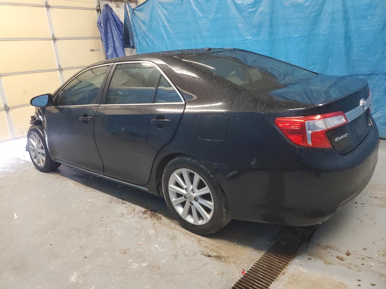 4T1BK1FK6DU525818 2013 Toyota Camry Se