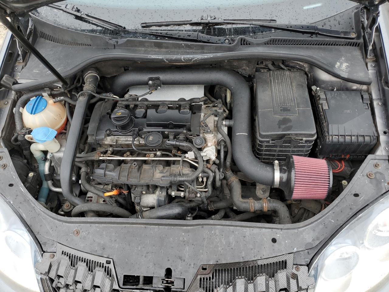 3VWXJ71K96M699345 2006 Volkswagen Jetta Gli Option Package 2