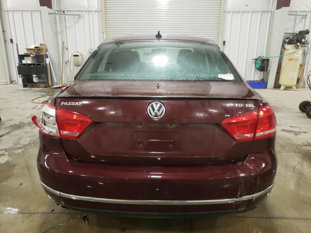 1VWCN7A39EC055114 2014 Volkswagen Passat Sel