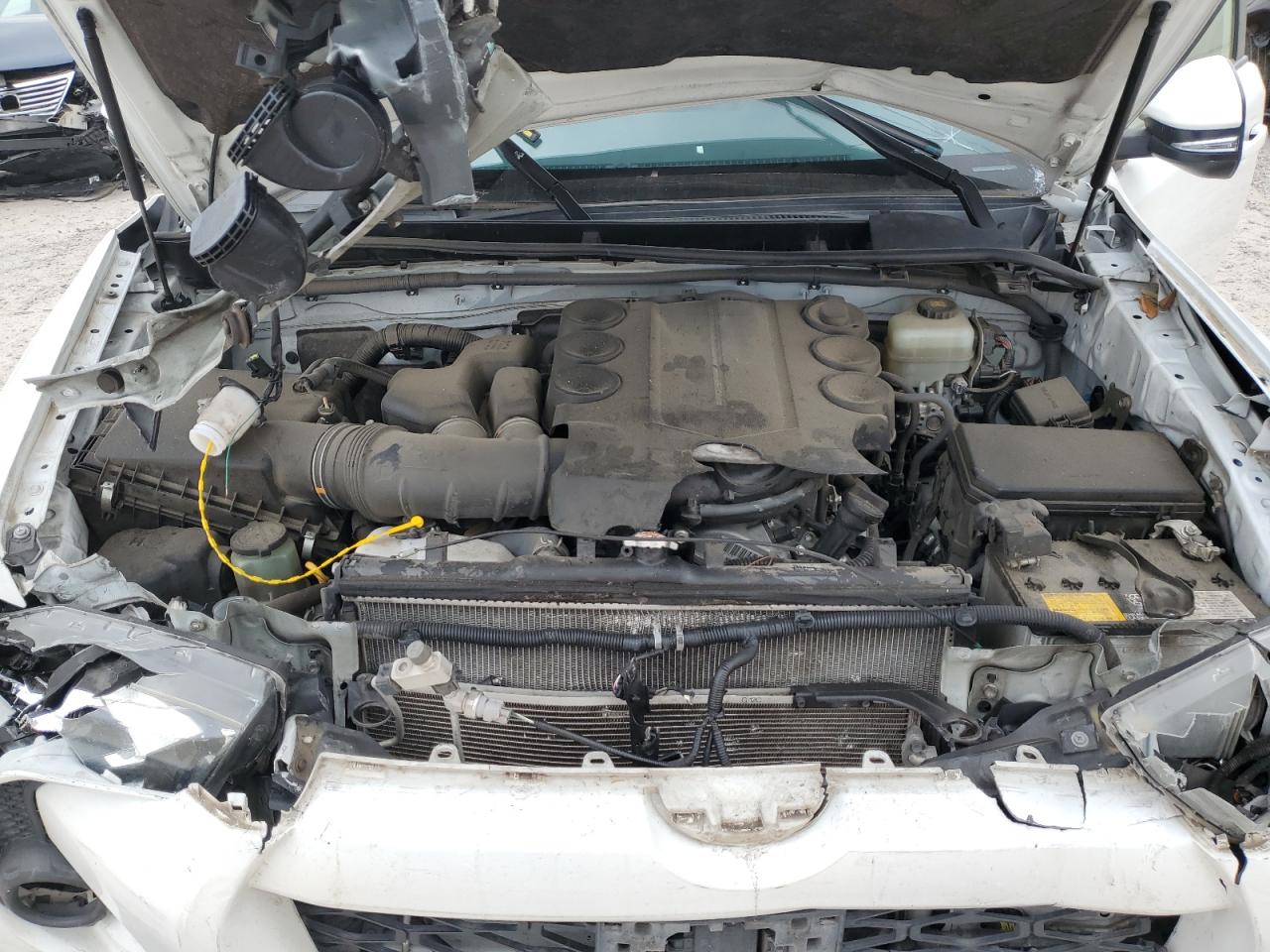 VIN: JTEBU5JR9L5781918 2020 TOYOTA 4RUNNER