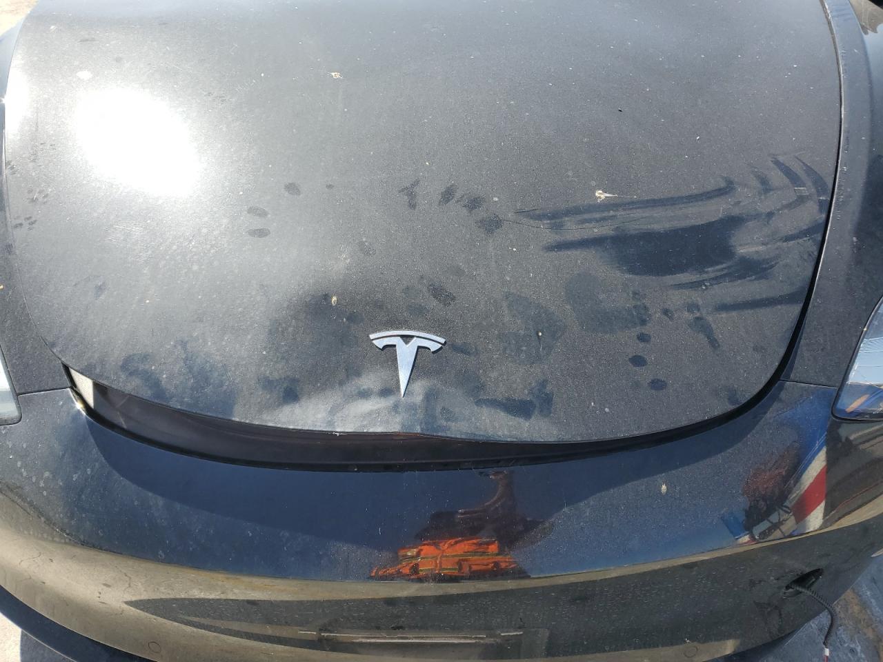 5YJ3E1EA0JF171839 2018 Tesla Model 3