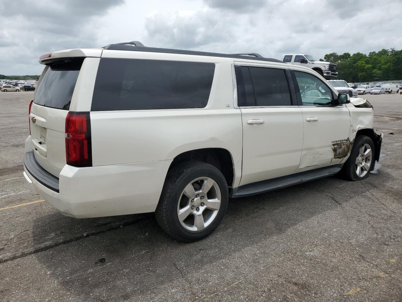 1GNSCJKC9FR724648 2015 Chevrolet Suburban C1500 Lt