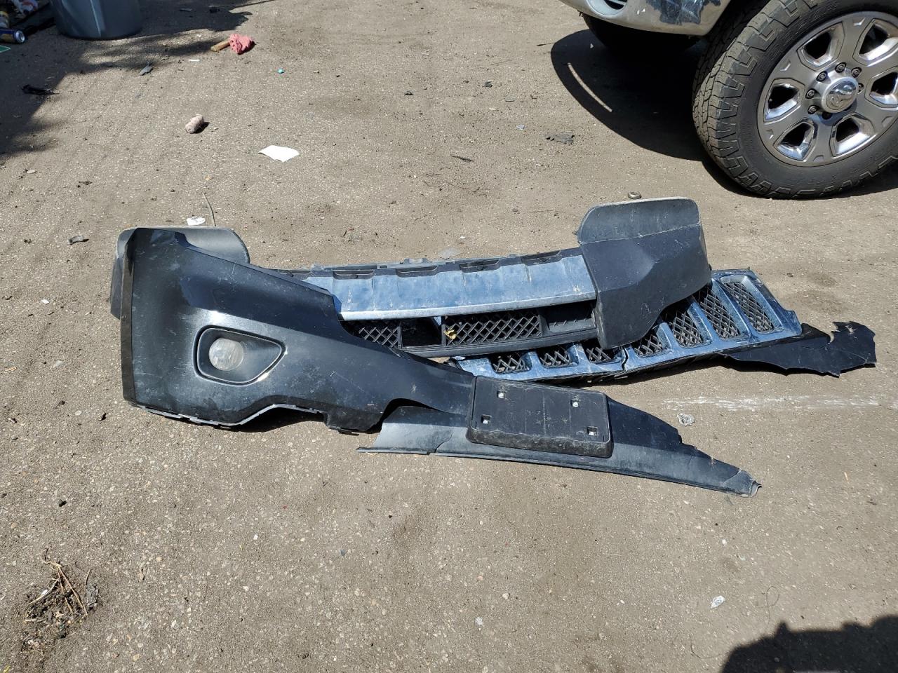 1J4RR6GG9BC745439 2011 Jeep Grand Cherokee Overland