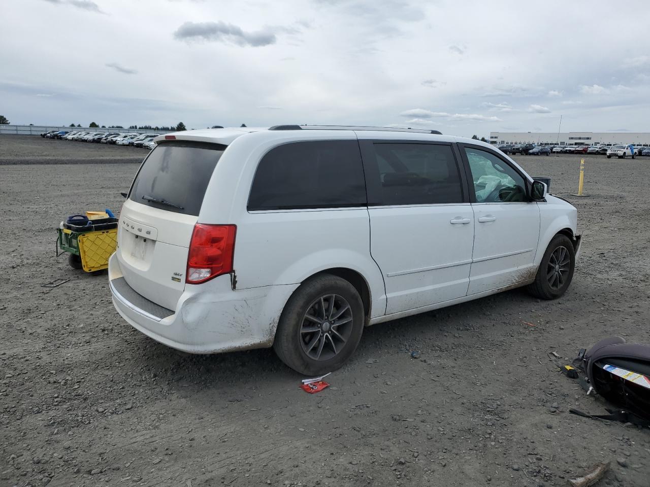 2C4RDGCG1HR807397 2017 Dodge Grand Caravan Sxt