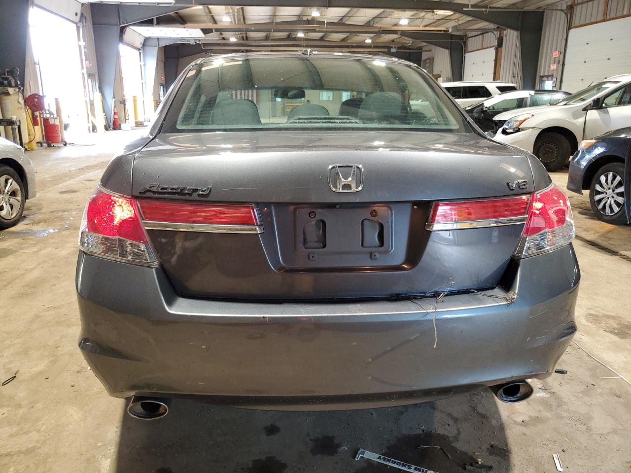 1HGCP3F80BA020321 2011 Honda Accord Exl