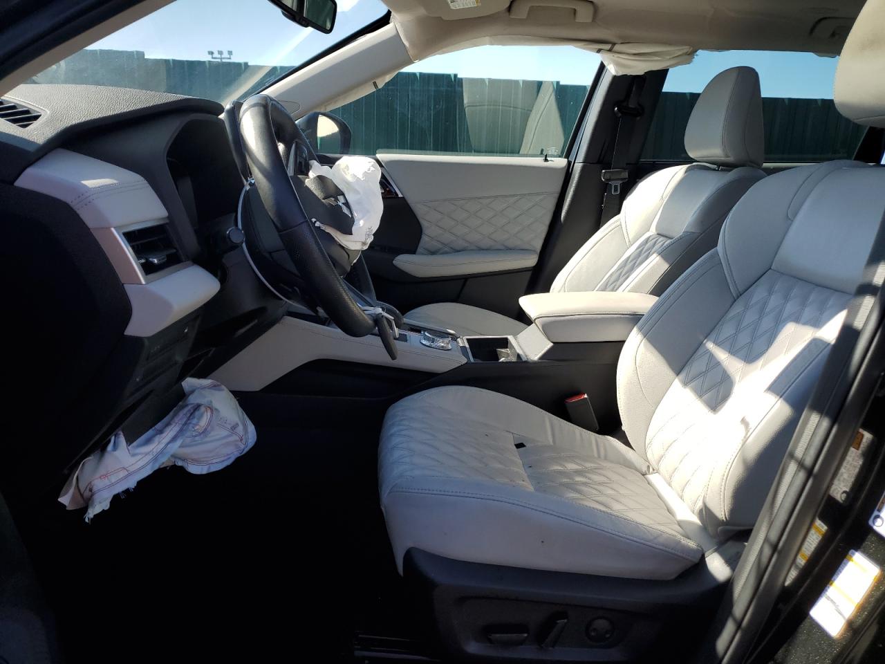 JA4J4VA84PZ009441 2023 Mitsubishi Outlander Sel