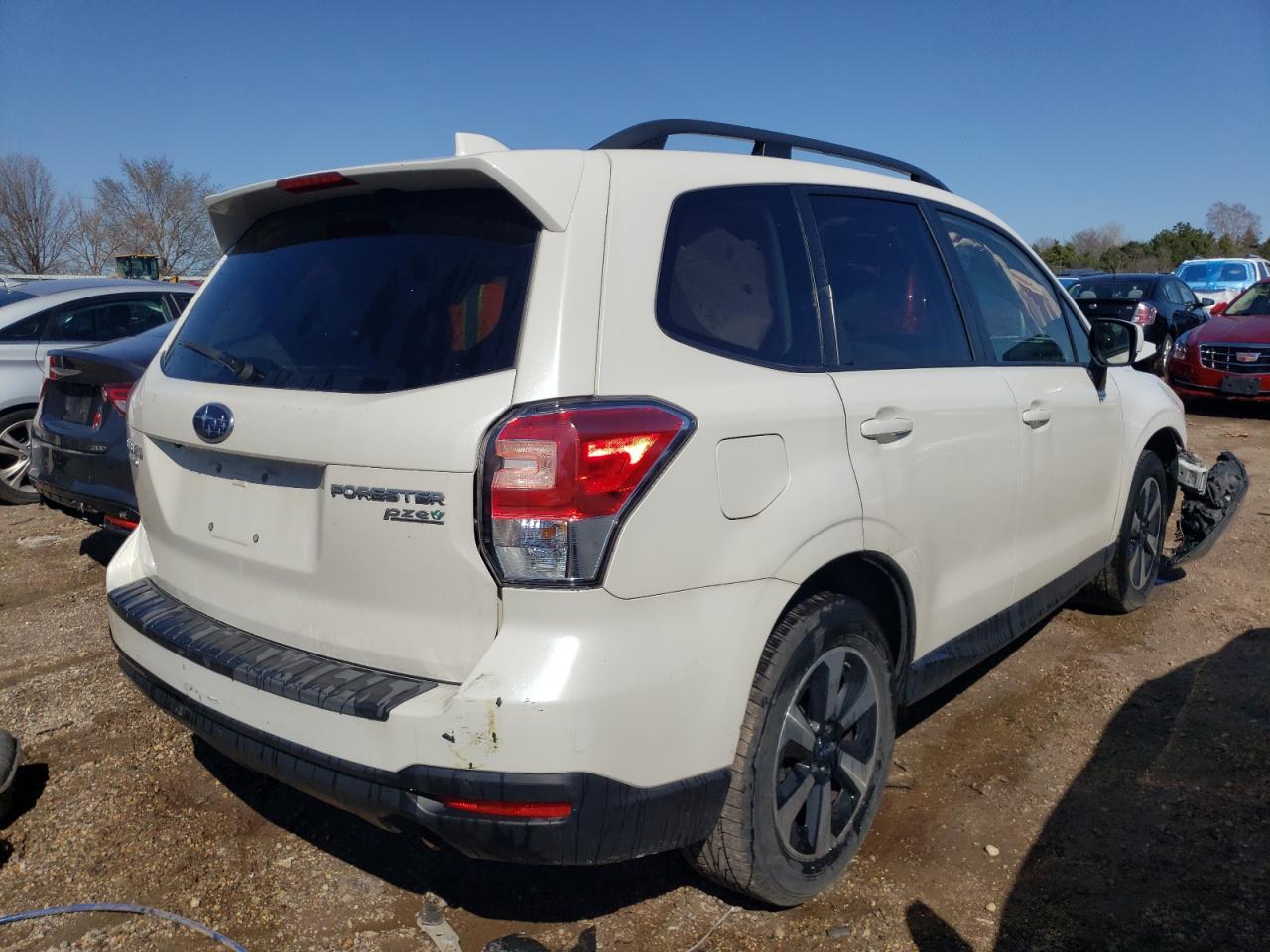 2017 Subaru Forester 2.5I Premium vin: JF2SJAGC1HH480382