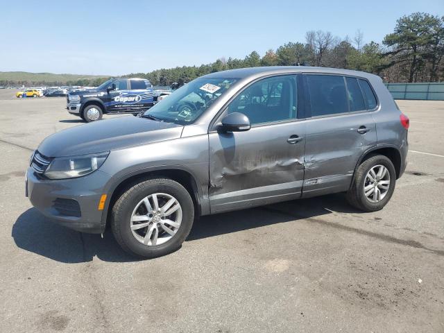 Lot #2510217081 2012 VOLKSWAGEN TIGUAN S salvage car