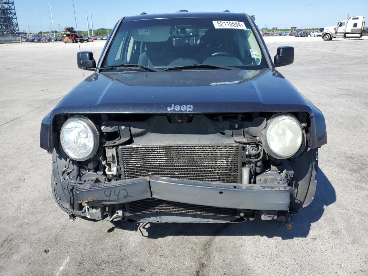 1C4NJPFA5GD582174 2016 Jeep Patriot Latitude