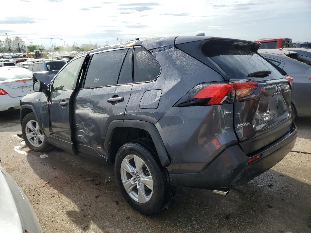 2019 Toyota Rav4 Le vin: JTMLWRFV3KD035145