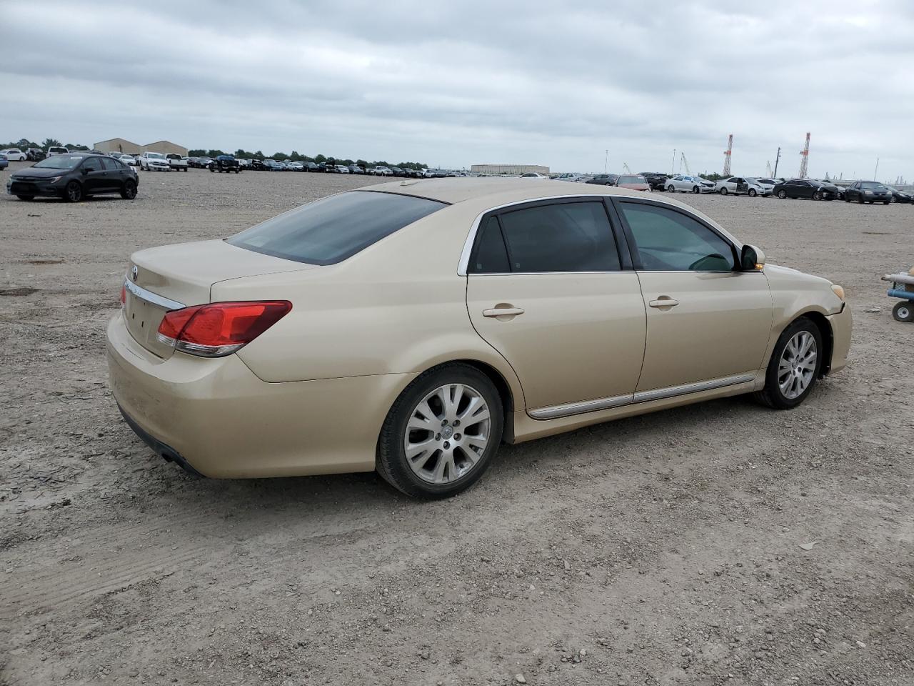 4T1BK3DB2BU376240 2011 Toyota Avalon Base