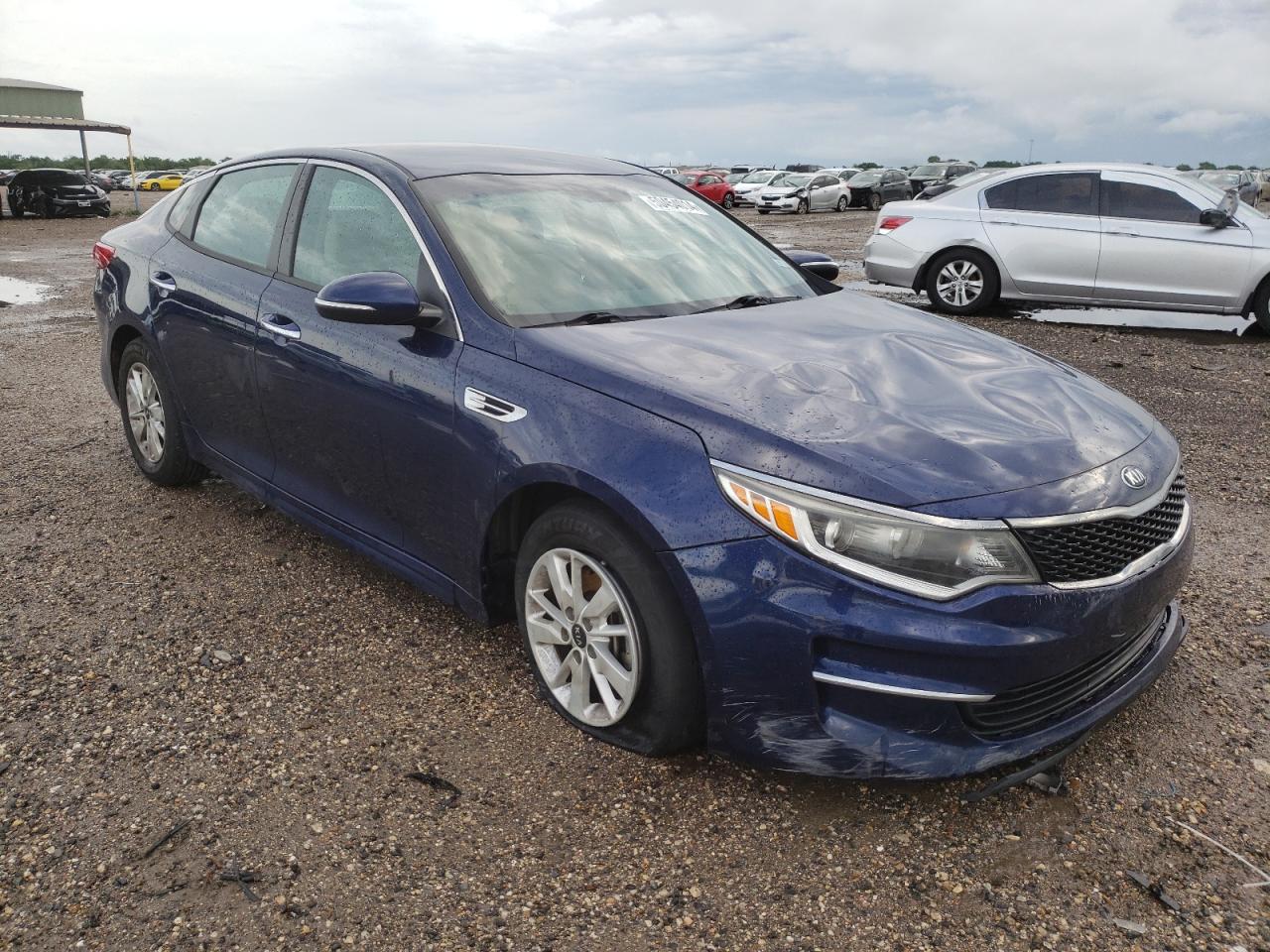 5XXGT4L39JG210423 2018 Kia Optima Lx