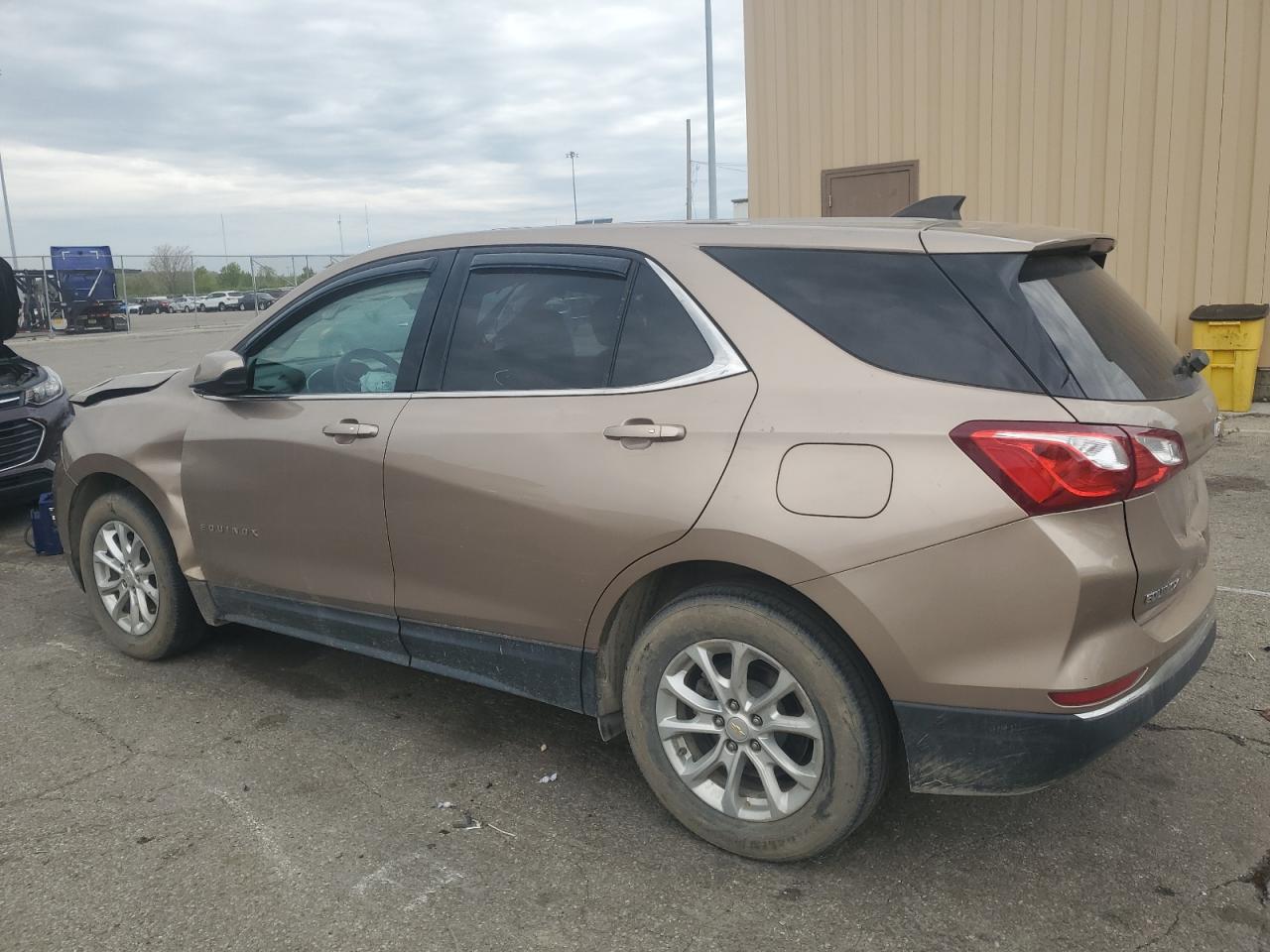 2GNAXKEV2K6273300 2019 Chevrolet Equinox Lt