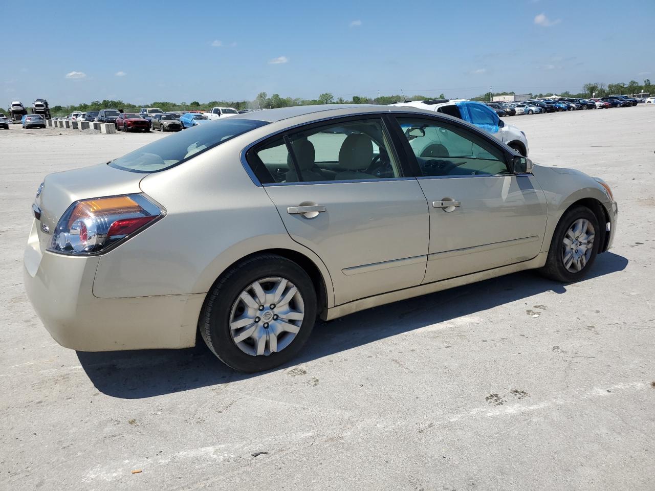 1N4AL2AP2AN418301 2010 Nissan Altima Base