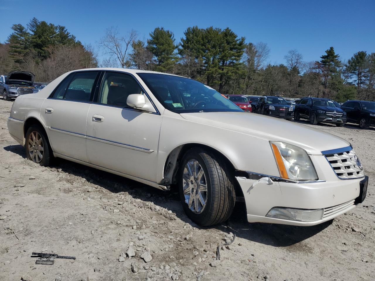 Lot #2454353646 2011 CADILLAC DTS PREMIU