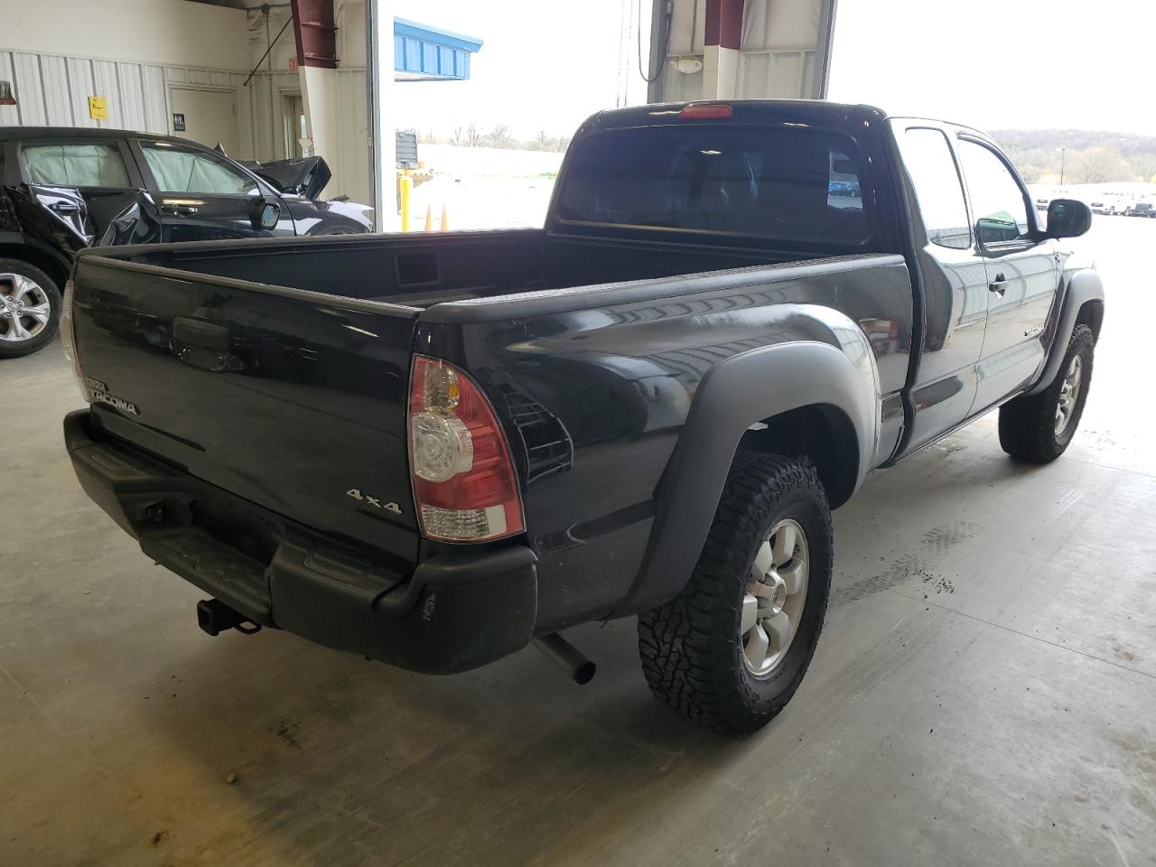 5TFUX4EN0BX001393 2011 Toyota Tacoma Access Cab