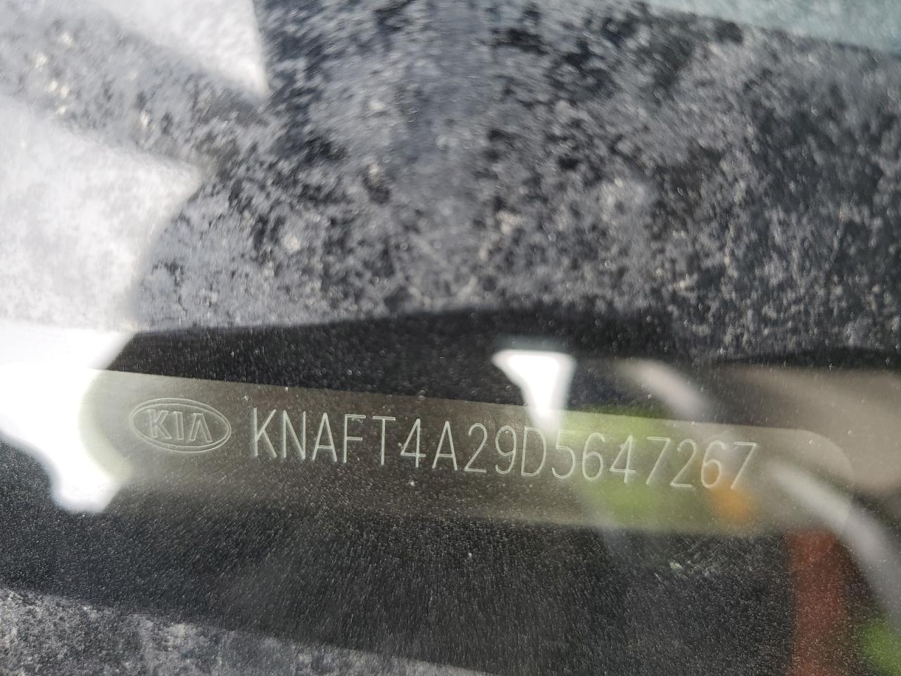 KNAFT4A29D5647267 2013 Kia Forte Lx