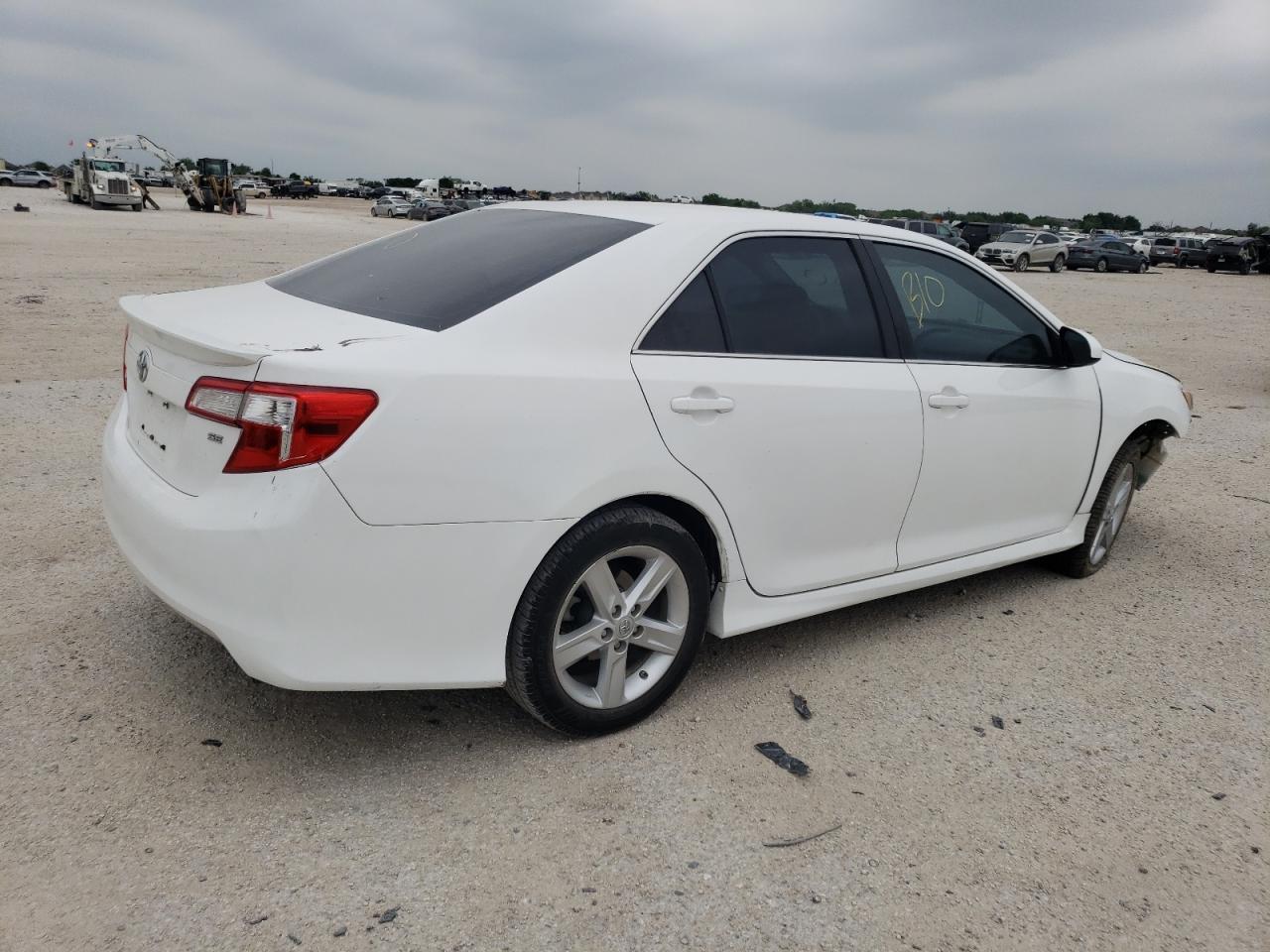 4T1BF1FK4EU329625 2014 Toyota Camry L