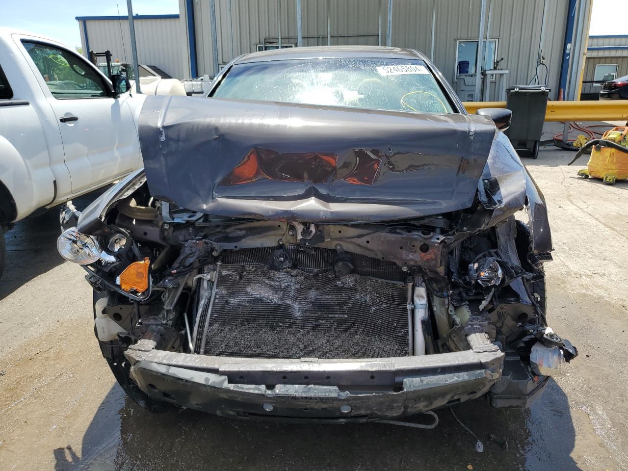 1HGCP3F70BA006491 2011 Honda Accord Ex