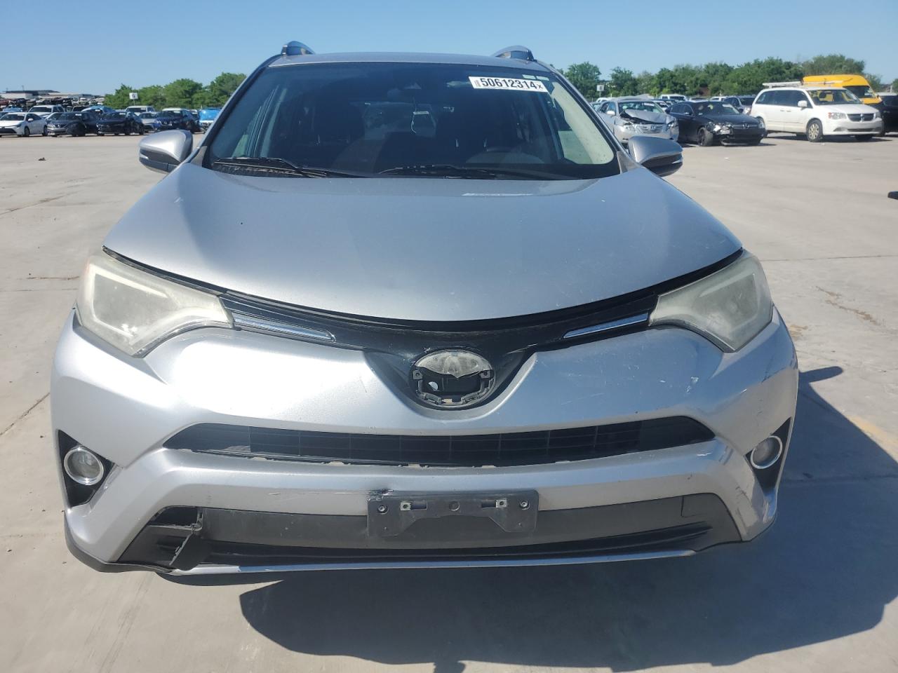 2T3WFREV1JW411406 2018 Toyota Rav4 Adventure