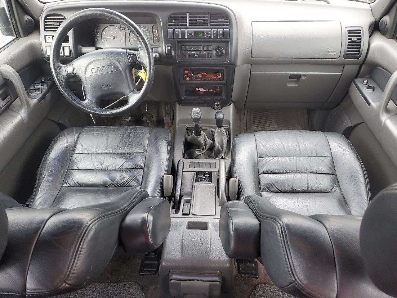 JACDJ58X717J01699 2001 Isuzu Trooper S