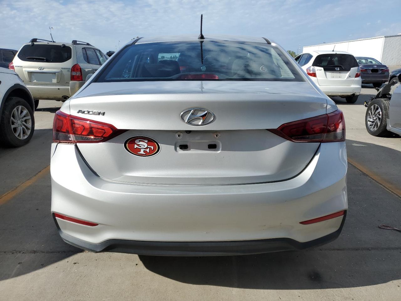 3KPC24A36KE051469 2019 Hyundai Accent Se