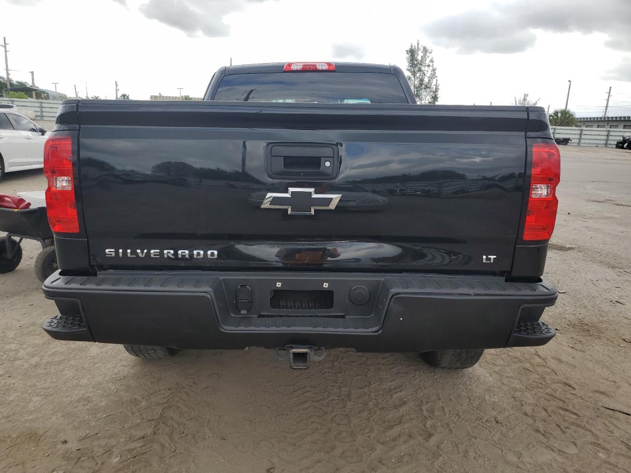 2018 Chevrolet Silverado K1500 Lt vin: 1GCVKREC9JZ295474